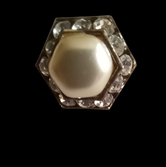 Set of 6 Vintage Decorative Buttons - Picture 3 of 5